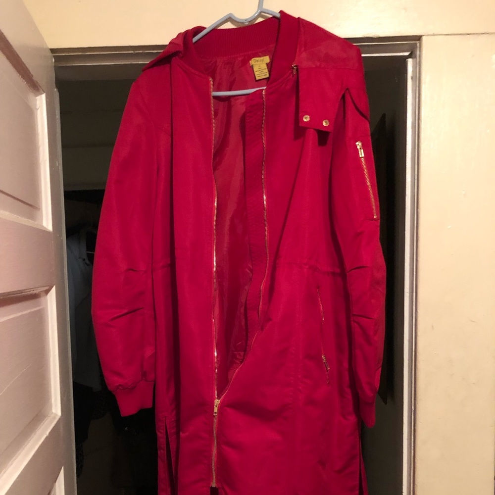 Long red bomber trench w/ detachable hood